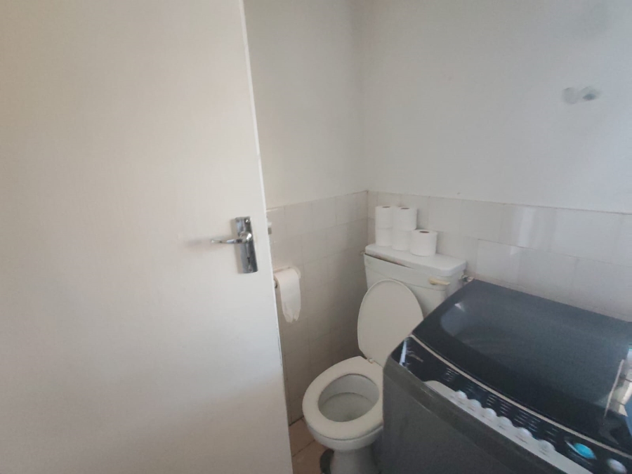 1 Bedroom Property for Sale in South End Eastern Cape